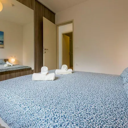 Apartment Mb