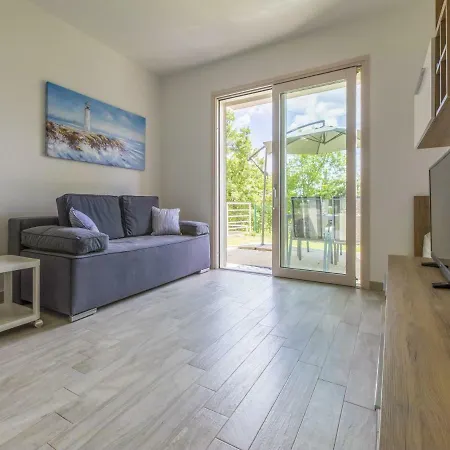 Apartment Mb *