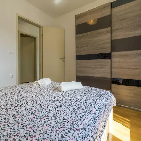 Apartment Mb *