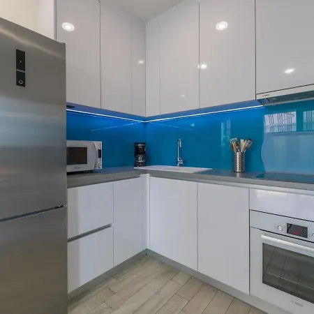 Mb * 크리크베니카